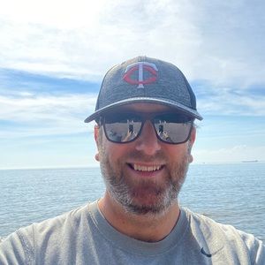 Meet your Posher, Mark